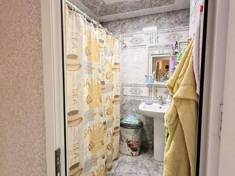 Əhmədlidə 3 otaqlı köhnə tikili mənzil satılır, 75 m², 175 000 AZN, şəkil 3 / 6