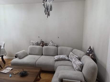 3 otaq · 95 m²