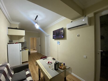 Xətai Park kompleksində 3 otaqlı yeni tikili mənzil kirayə verilir, 75 m², 150 AZN/ay, şəkil 3 / 7