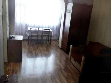 20 Yanvarda 1 otaqlı köhnə tikili mənzil satılır, 28 m², 120 000 AZN, şəkil 2 / 5