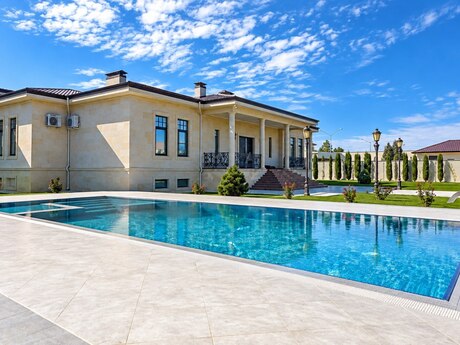 Şüvəlanda 8 otaqlı həyət evi satılır, 1 000 m², 3 000 000 AZN, şəkil 2 / 12