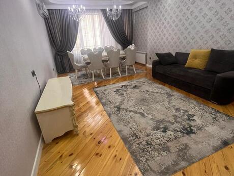 28 Mayda 3 otaqlı yeni tikili mənzil kirayə verilir, 135 m², 1 500 AZN/ay, şəkil 2 / 12