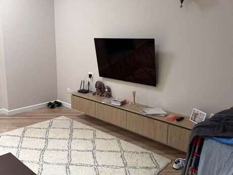 2 otaq · 80 m² · 13/18 mərtəbə, Ceyhun Hacıbəyli küçəsi
