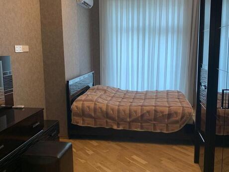 TAC Residence kompleksində 2 otaqlı yeni tikili mənzil kirayə verilir, 80 m², 1 600 AZN/ay, şəkil 5 / 9