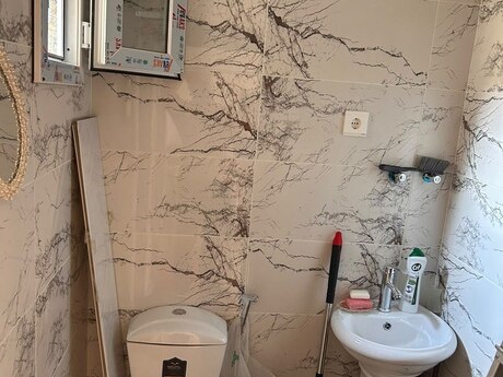 Səbaildə 1 otaqlı həyət evi kirayə verilir, 35 m², 350 AZN/ay, şəkil 4 / 5