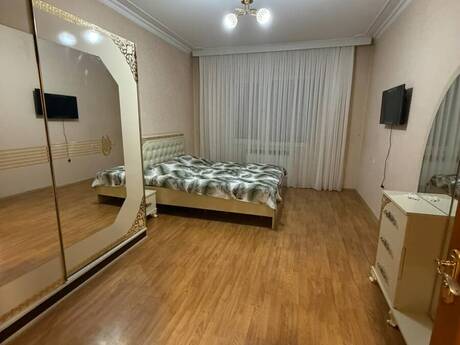 Yasamalda 3 otaqlı köhnə tikili mənzil kirayə verilir, 90 m², 800 AZN/ay, şəkil 5 / 6