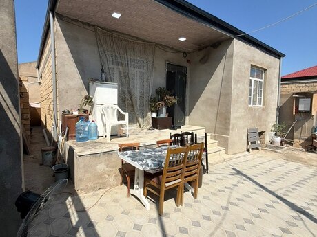 3 otaq · 81 m² · 1/1 mərtəbə, Hökməli