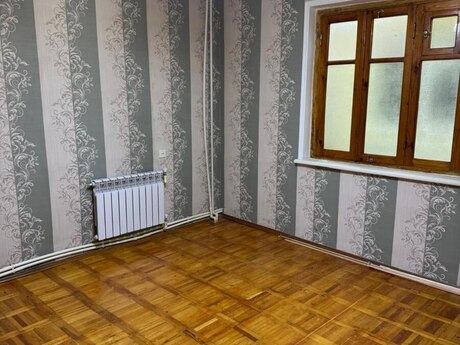 Neftçilərdə 3 otaqlı köhnə tikili mənzil satılır, 86 m², 175 000 AZN, şəkil 2 / 12