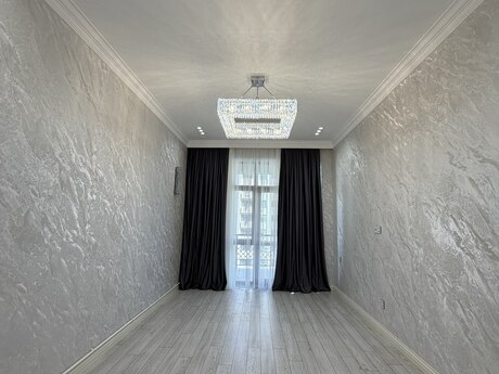 Bakıxanovda 3 otaqlı yeni tikili mənzil satılır, 92 m², 307 000 AZN, şəkil 2 / 12