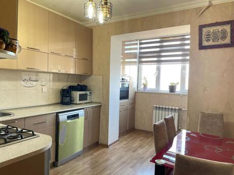 Əhmədlidə 3 otaqlı köhnə tikili mənzil satılır, 75 m², 220 000 AZN, şəkil 4 / 12