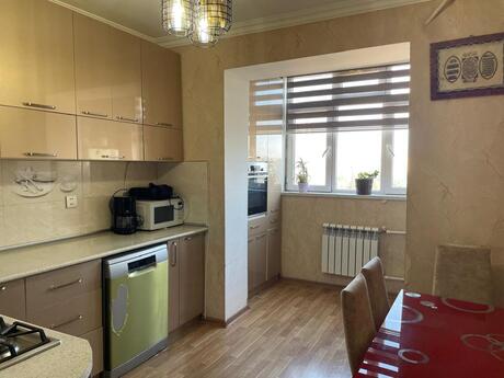 Əhmədlidə 3 otaqlı köhnə tikili mənzil satılır, 75 m², 220 000 AZN, şəkil 3 / 12