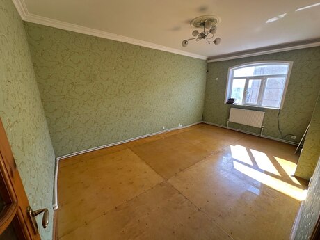 Lökbatanda 3 otaqlı köhnə tikili mənzil satılır, 70 m², 118 000 AZN, şəkil 2 / 12