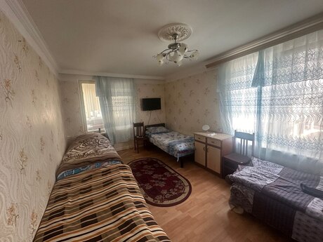 İnşaatçılarda 1 otaqlı köhnə tikili mənzil kirayə verilir, 45 m², 600 AZN/ay, şəkil 2 / 12