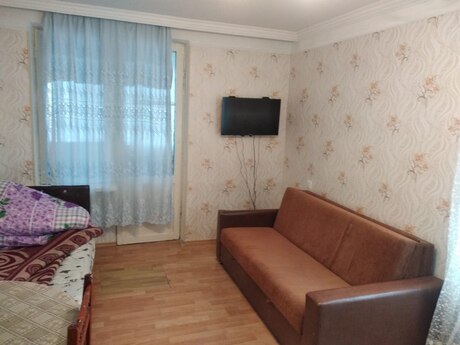 İnşaatçılarda 1 otaqlı köhnə tikili mənzil kirayə verilir, 45 m², 600 AZN/ay, şəkil 3 / 12