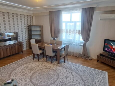 3 otaq · 110 m² · 16/18 mərtəbə, Babək prospekti