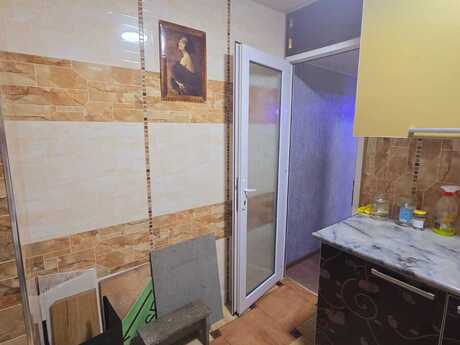 Nəriman Nərimanovda 4 otaqlı köhnə tikili mənzil kirayə verilir, 75 m², 1 000 AZN/ay, şəkil 4 / 12