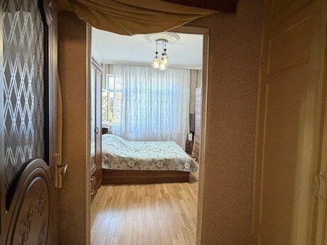 2-room old-build apartment for sale in Albalılıq, 55 m², 156 000 AZN, photo 4 / 12