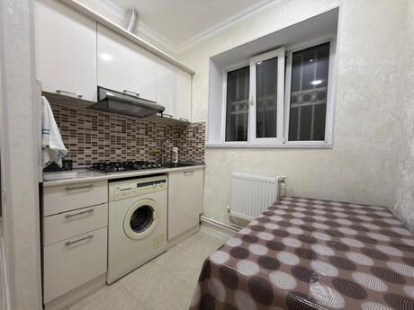 Nəsimidə 1 otaqlı köhnə tikili mənzil kirayə verilir, 47 m², 640 AZN/ay, şəkil 3 / 6