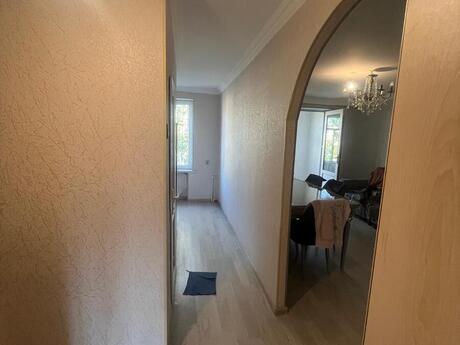 Avtovağzalda 3 otaqlı köhnə tikili mənzil satılır, 68 m², 138 000 AZN, şəkil 3 / 6