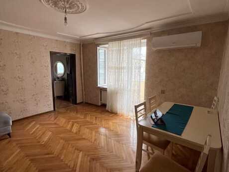 3-room old-build apartment for rent in 20 Yanvar, 70 m², 700 AZN/mo, photo 2 / 11