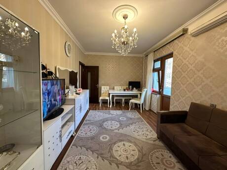 2 otaqlı mənzil, 42 m², 7-ci mikrorayon, 140 000 AZN