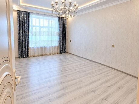 Ceyranbatanda 4 otaqlı həyət evi satılır, 190 m², 131 000 AZN, şəkil 2 / 12