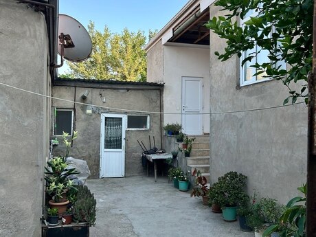 9-room house for sale in Yeni Ramana, 200 m², 165 000 AZN, photo 3 / 12