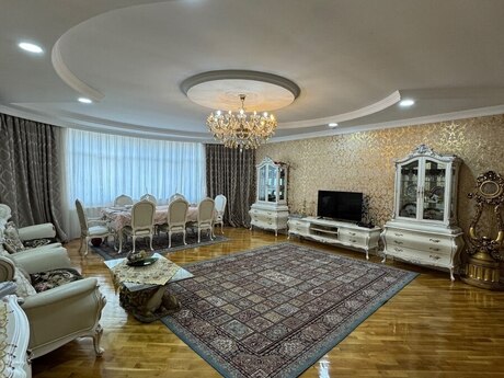 4 otaq · 191 m²