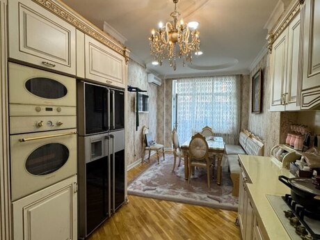 Продаётся 4-комнатная квартира в новостройке, Gənclik, 191 м², 490 000 AZN, фото 4 / 12