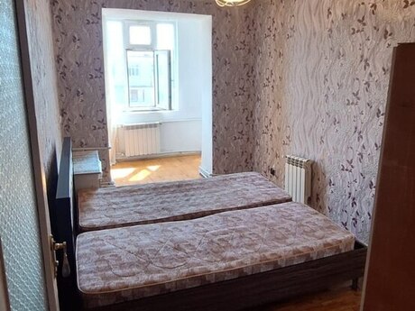 Сдаётся 3-комнатная квартира в старом фонде, Xalqlar Dostluğu, 80 м², 600 AZN/мес, фото 2 / 12