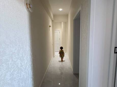 Yeni Ailə kompleksində 3 otaqlı yeni tikili mənzil kirayə verilir, 85 m², 850 AZN/ay, şəkil 2 / 12