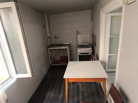 İçəri Şəhərdə 2 otaqlı həyət evi kirayə verilir, 24 m², 350 AZN/ay, şəkil 2 / 4
