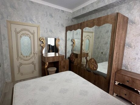 3-room new-build apartment for rent in Jasmine Park, 100 m², 600 AZN/mo, photo 4 / 8