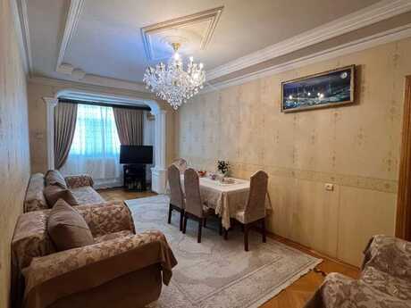 5 otaq · 128 m² · 5/5 mərtəbə, Memar Əcəmi