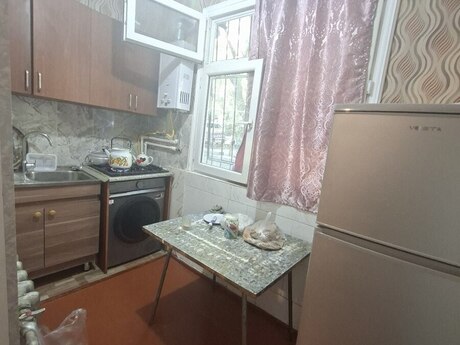 3-room old-build apartment for rent in Nəsimi, 50 m², 550 AZN/mo, photo 4 / 12
