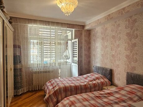 Masazırda 3 otaqlı köhnə tikili mənzil satılır, 120 m², 155 000 AZN, şəkil 5 / 12