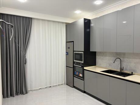 West Town kompleksində 3 otaqlı yeni tikili mənzil kirayə verilir, 77 m², 950 AZN/ay, şəkil 5 / 10