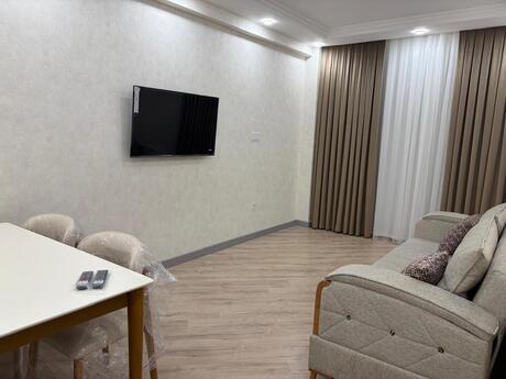 3 otaq · 77 m² · 6/14 mərtəbə, West Town