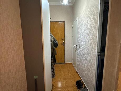 4-cü mikrorayonda 1 otaqlı köhnə tikili mənzil satılır, 48 m², 137 000 AZN, şəkil 5 / 7