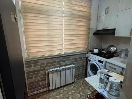 4-cü mikrorayonda 1 otaqlı köhnə tikili mənzil satılır, 48 m², 137 000 AZN, şəkil 4 / 7
