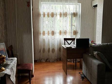 8-ci mikrorayonda 2 otaqlı yeni tikili mənzil kirayə verilir, 45 m², 700 AZN/ay, şəkil 2 / 8
