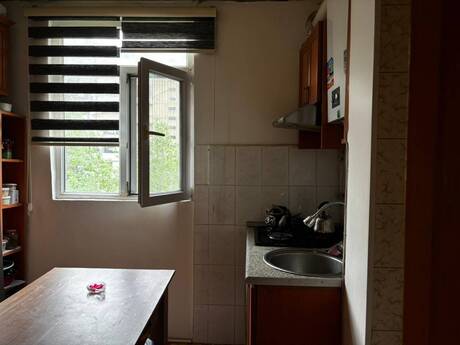 8-ci mikrorayonda 2 otaqlı yeni tikili mənzil kirayə verilir, 45 m², 700 AZN/ay, şəkil 5 / 8