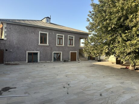 5 otaqlı ev, 300 m², Digah, 93 000 AZN