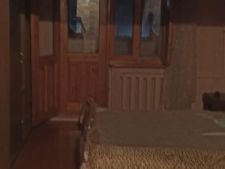 Xalqlar Dostluğunda 3 otaqlı köhnə tikili mənzil kirayə verilir, 80 m², 150 AZN/ay, şəkil 2 / 4