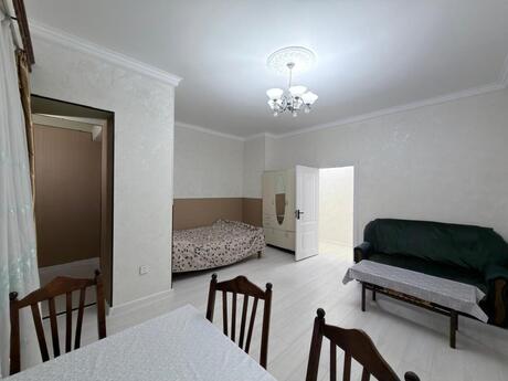 1 otaq · 47 m² · 1/3 mərtəbə, Nəsimi