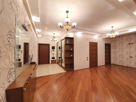 28 Mayda 4 otaqlı yeni tikili mənzil kirayə verilir, 170 m², 2 000 AZN/ay, şəkil 2 / 12