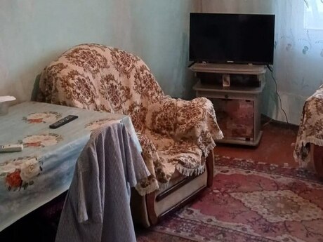 Albalılıqda 2 otaqlı köhnə tikili mənzil satılır, 39 m², 135 000 AZN, şəkil 2 / 4