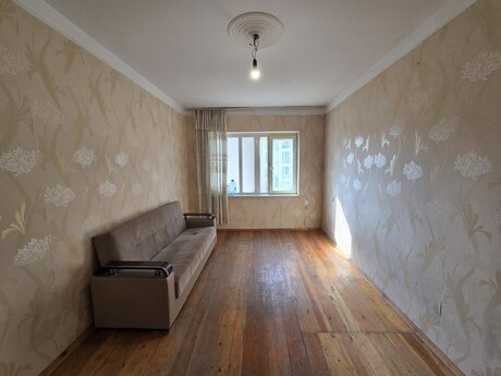Azadlıq Prospektidə 2 otaqlı köhnə tikili mənzil satılır, 50 m², 126 500 AZN, şəkil 2 / 12