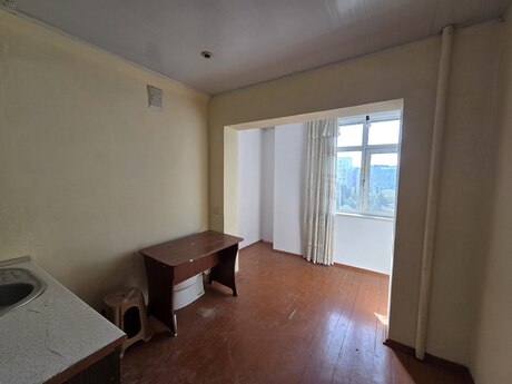 Azadlıq Prospektidə 2 otaqlı köhnə tikili mənzil satılır, 50 m², 126 500 AZN, şəkil 5 / 12