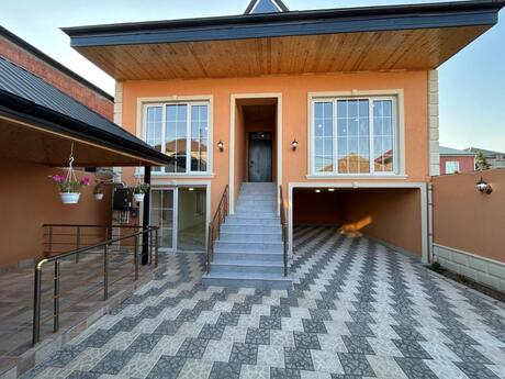 4 otaq · 130 m² · 1/1 mərtəbə, Yeni Ramana